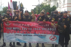 Demo di Titik Nol KM,...