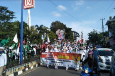Tolak RUU HIP, Ribuan...
