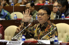 Dibagi Dua Shift, Menpan...
