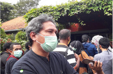 Sapardi Djoko Damono...