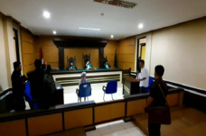 Gugat Cerai ke Pengadilan,...