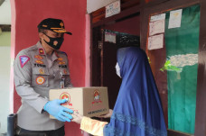 Bantu Keluarga Purnawirawan...