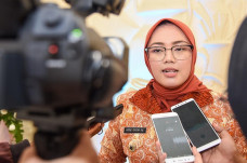 Bupati Warning Anggota...