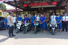 Polres Salatiga Ringkus...