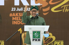 Wakil Ketua DPR Minta...