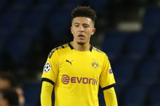 Dortmund Tegaskan Rumor...