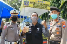 Cegah COVID-19, Warga...