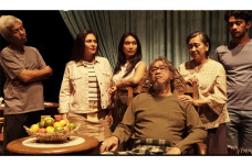 Rumah Kenangan, Teater...