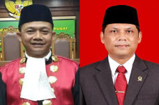 Ketua PN Bandung dan...