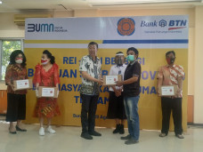 REI - BTN Bagikan Ribuan...