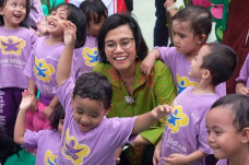 Liburan, Sri Mulyani...