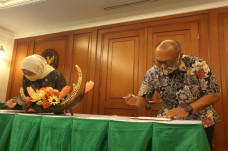 Data Calon Penerima...