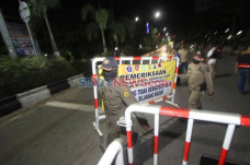 Depok Berlakukan Jam...