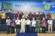 Keluarga Banjar Sambut...