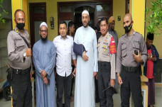 Besok Syekh Ali Jaber...