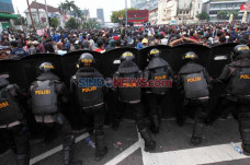 Polisi Masih Bersiaga...