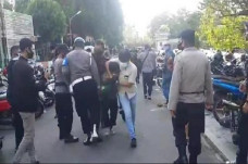 Viral Perwira Polisi...