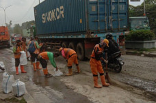 Cegah Kecelakaan, Petugas...