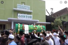Pemimpin Ponpes Gontor...