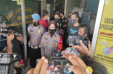 Sepeda Orang Tua Tantri...