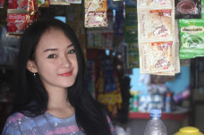 Wow, Penjual Kopi Mirip...