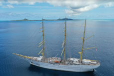 KRI Bima Suci Lego Jangkar...