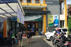 22 Pegawai Kontak Erat...