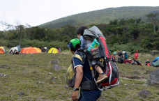 Cerita Seru Mendaki...