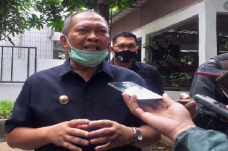 Klaster Keluarga Sebabkan...