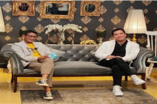 Dari Obrolan Bisnis...