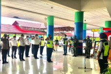 Tutup Posko Nataru,...