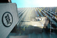 Ramalan Bank Dunia ke...