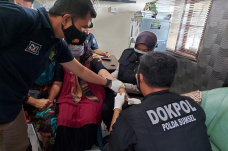 Keluarga Korban SJ-182...