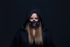 Masker Pintar Razer...