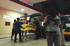 16 Kantong Jenazah dan...