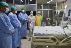 Pasca Operasi Pemisahan,...