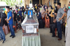 Suasana Haru Warnai...