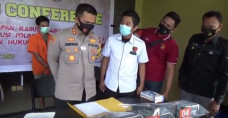 Penadah Puluhan Tape...