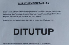 Pasar di Semarang Ditutup...