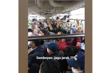 Selalu Padat Penumpang,...