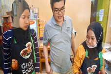 Kisah Manis Para Mitra...