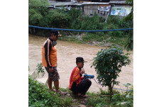 Pamit Bermain, Bocah...