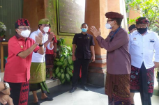 Sandi Siapkan Padat...