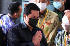 Erick Thohir Dibikin...