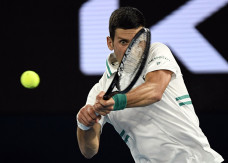 Bungkam Medvedev! Novak...