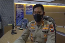Gempar Video Penembakan...