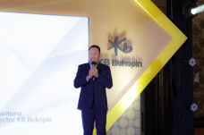 Mengenal Rivan A. Purwantono,...