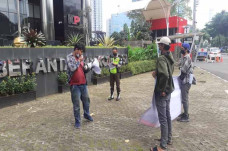KPK Diminta Usut Dugaan...