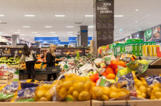 Supermarket Jerman Gunakan...
