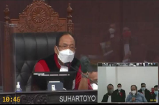 Soal Fakta Sidang Orient...